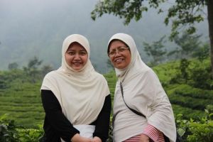 Numpang poto di Kebun Teh, Lembang