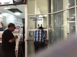 siap ambil paspor baru :)