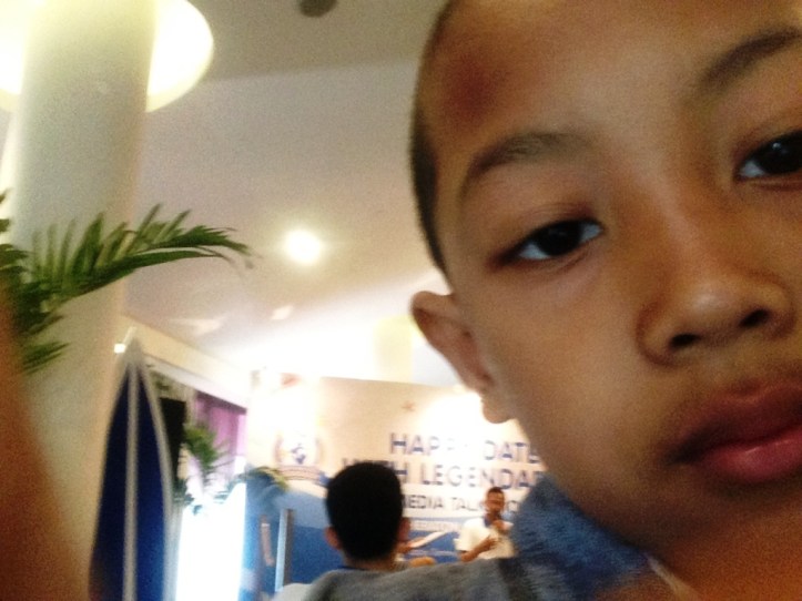 abis gitu, doi selfie boook :P