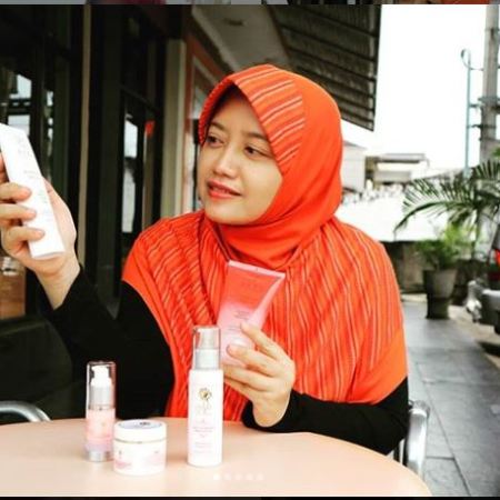 Serum-Pemutih-Badan-yang-Ampuh-dan-Aman