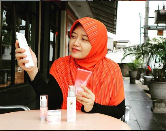 Serum-Pemutih-Badan-yang-Ampuh-dan-Aman