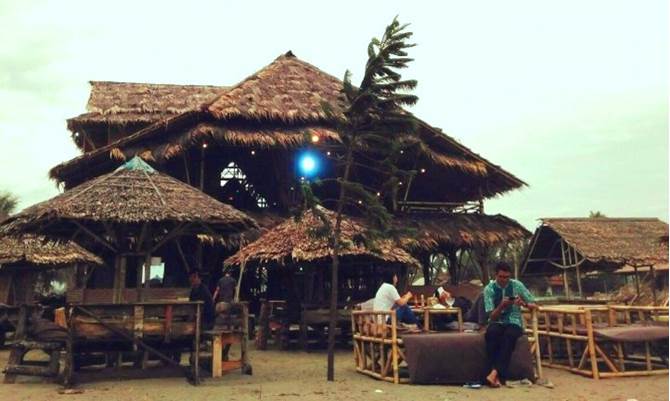 Foto 2_Kampung Turis Seafood